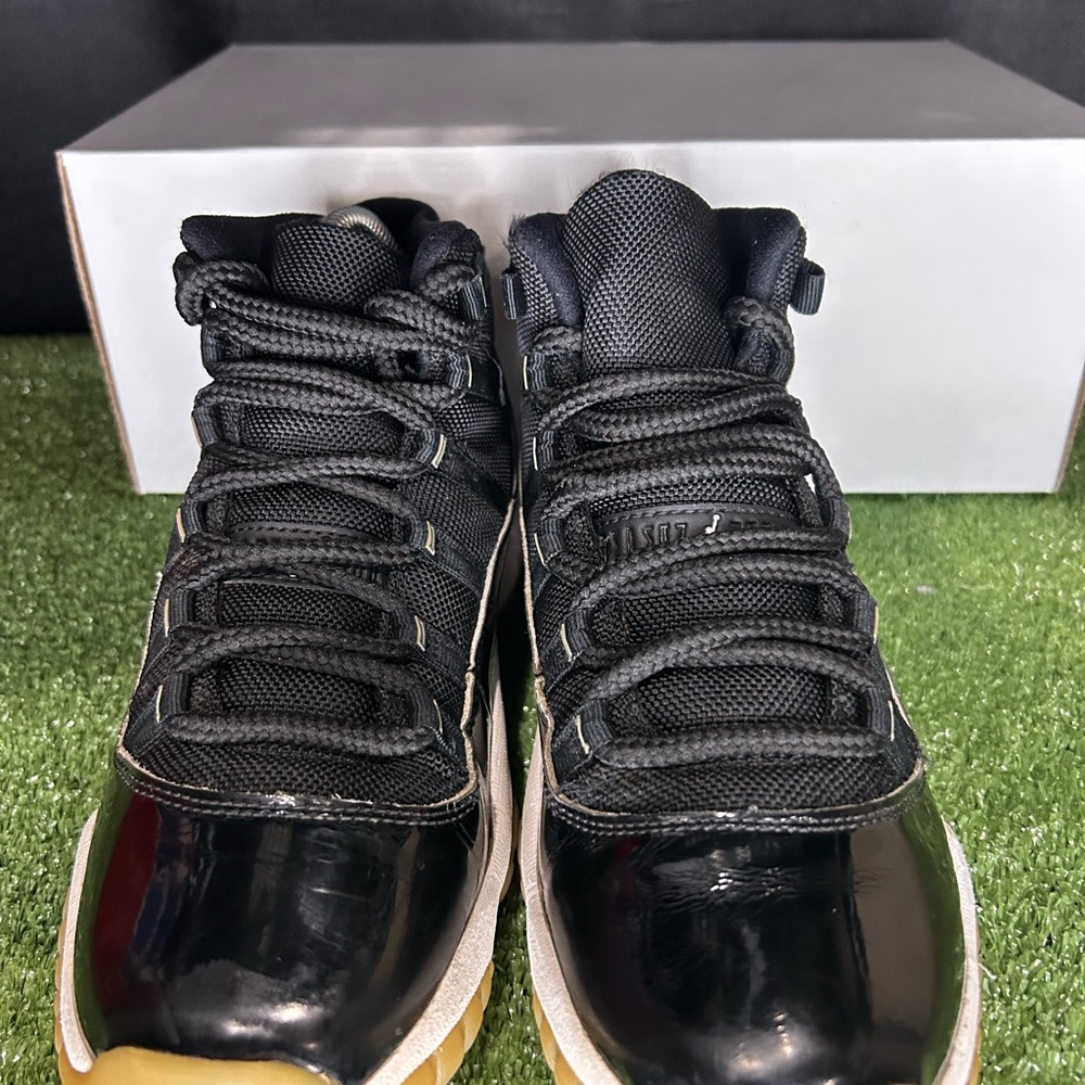 Size 6Y- Jordan 11 Retro "Jubilee / 25th Anniversary" - Picture 5 of 6